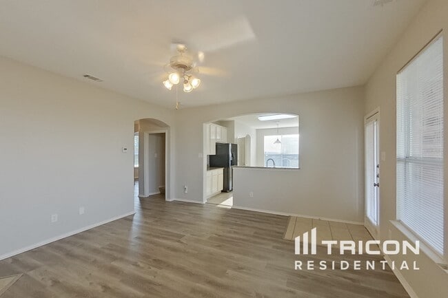 Building Photo - 1470 Waldrop Dr