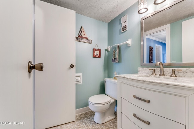 Building Photo - 935 N Halifax Ave