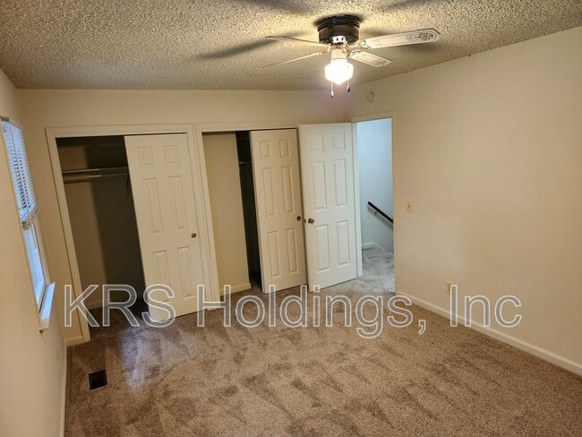 Building Photo - 1129 Mountain View Dr