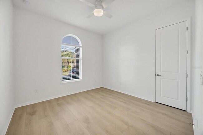 Building Photo - 7228 Great Egret Blvd