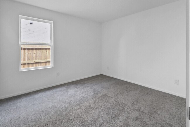 Building Photo - 9023 Rose Pelican Ln