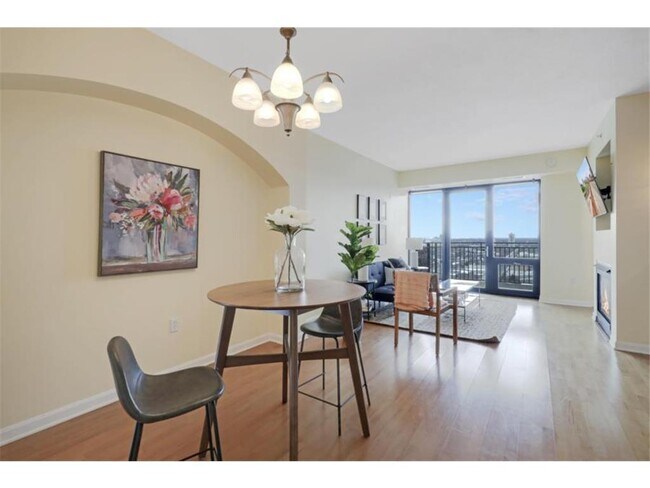 Building Photo - 500 E Grant St