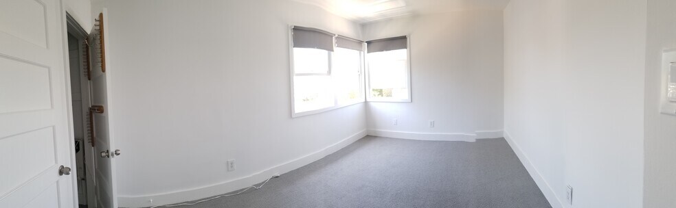 Building Photo - 631 San Juan Ave