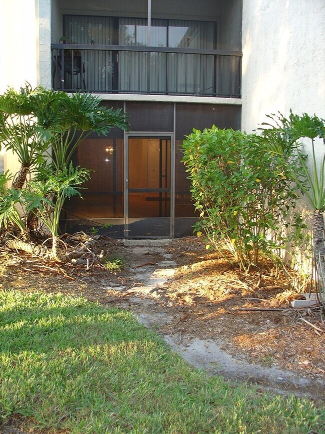 Building Photo - 3284 S Semoran Blvd