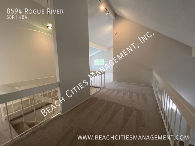 Building Photo - 8594 Rogue River Ave
