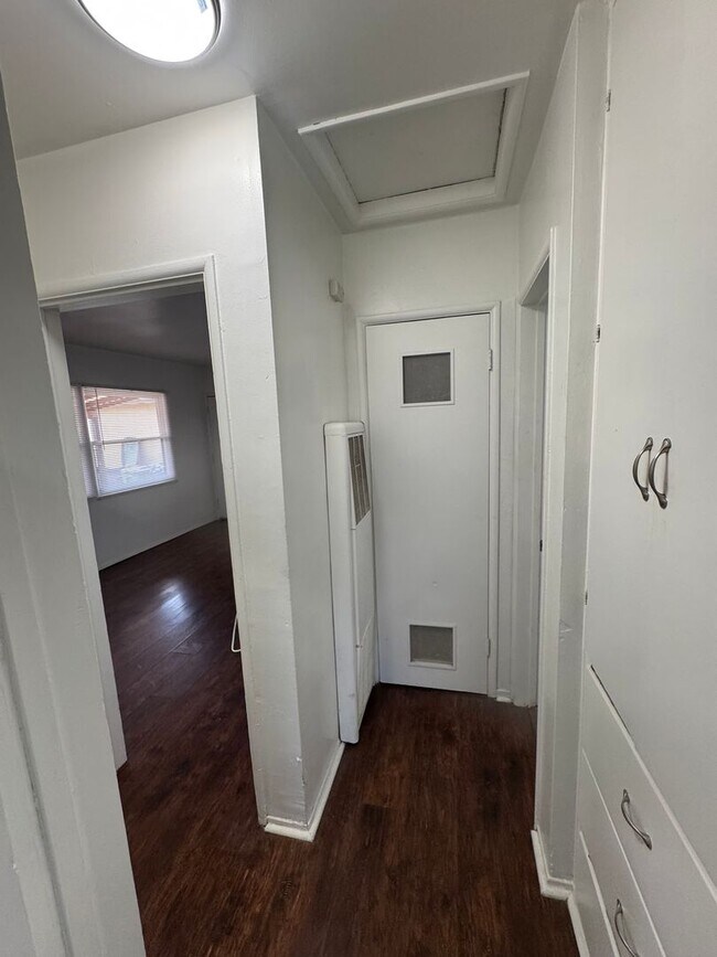 Building Photo - 6632 Indiana St