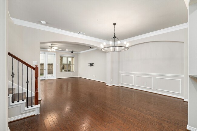 Building Photo - 5337 Nolda St