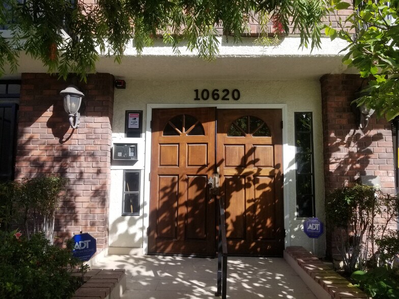 Entrance - 10620 Eastborne Ave