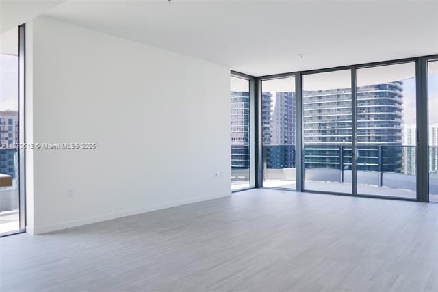 Building Photo - 1000 Brickell Plz