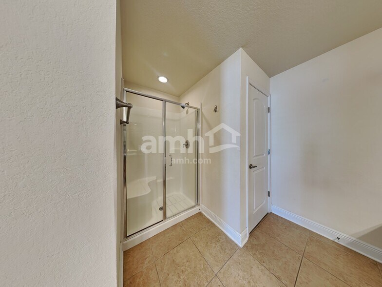 Building Photo - 10708 Standing Stone Dr
