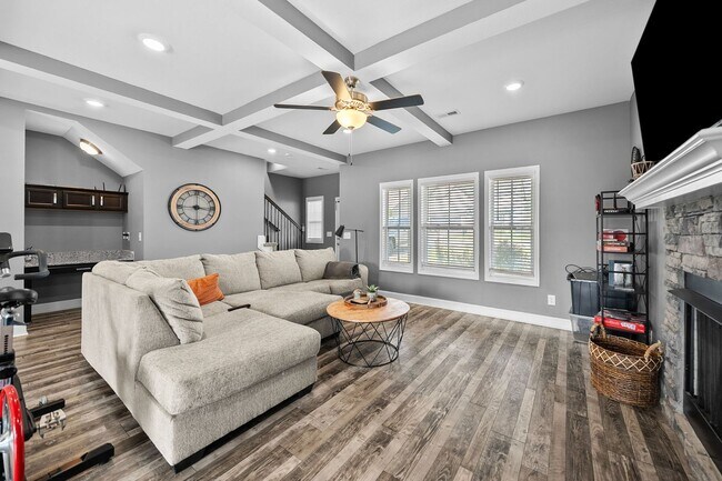 Building Photo - 1116 Eagle's View Dr