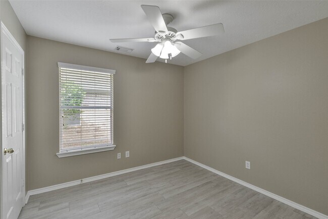 Building Photo - 6406 Caminito Trail