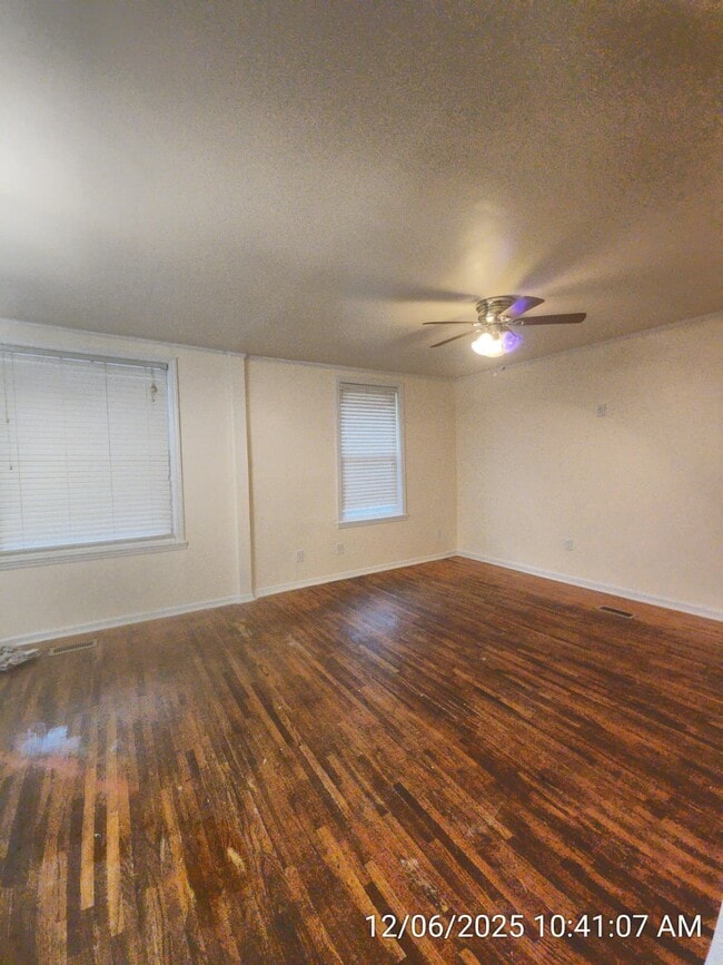 Building Photo - 2149 Texas Ave