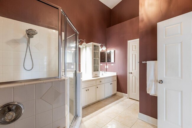 Building Photo - 4030 Forsythe Park Cir