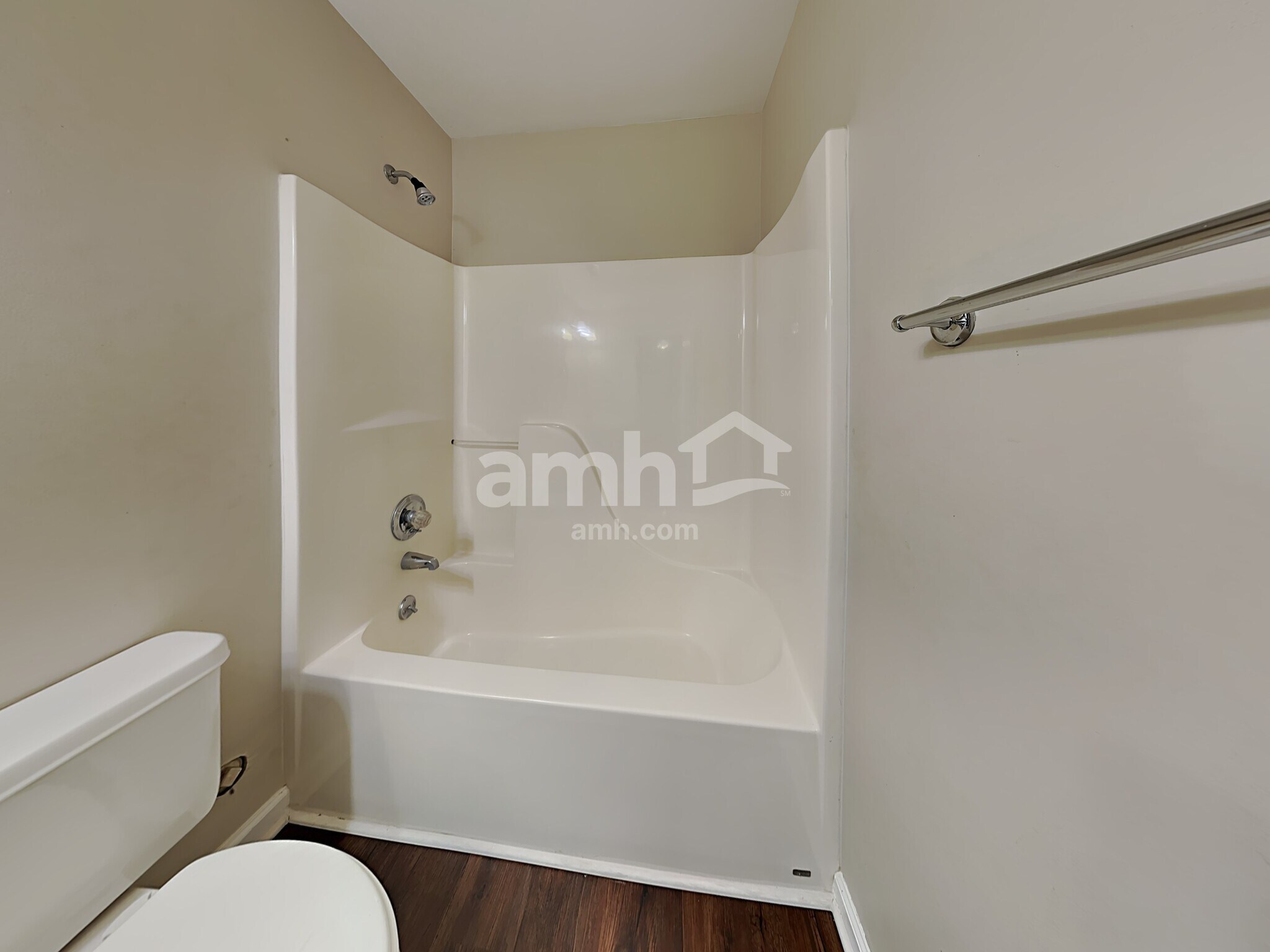 Building Photo - 6112 Glenridge Ct