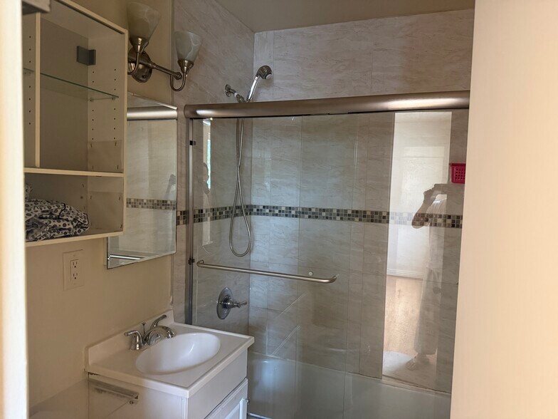 Building Photo - 9096 Argo Pl