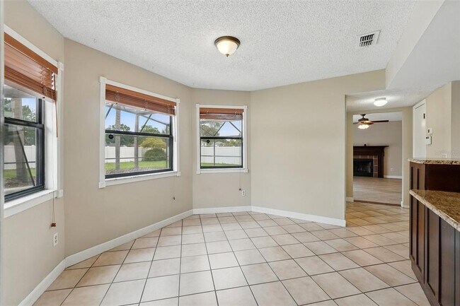 Building Photo - 7925 Tumblestone Dr