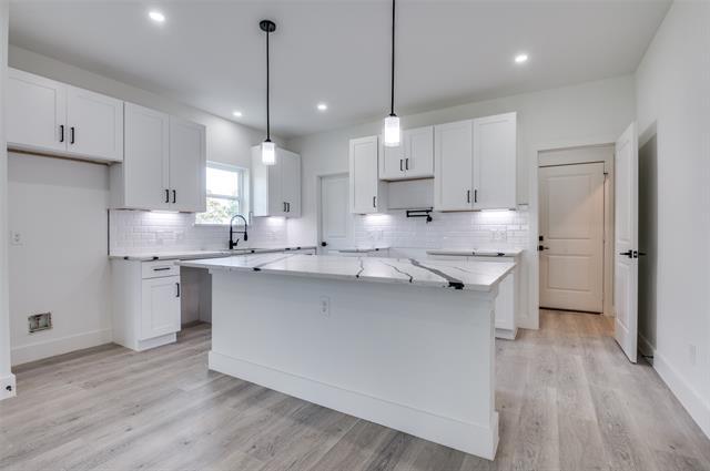 Building Photo - 3413 Wendelkin St