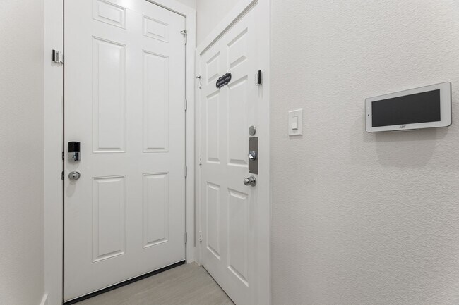 Building Photo - 3516 Noah St