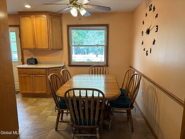 Building Photo - 52 Trottingham Rd