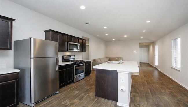 Building Photo - 2354 Otter Falls Dr