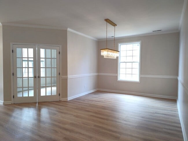 Building Photo - Stunning 2 Story, 4 Bedroom, 4.5 Bath Home Located in the Bridgemill Community in SC!