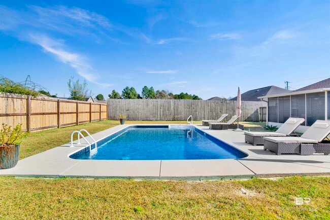 Building Photo - 33633 Field Stone Ln