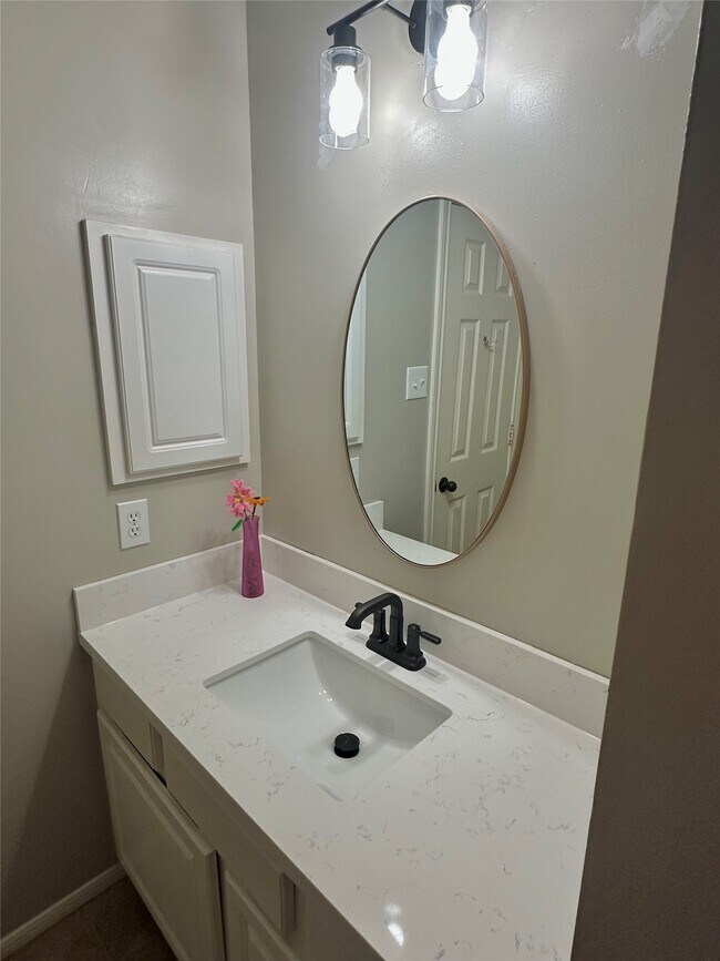 Building Photo - 6919 S Gold River Cir