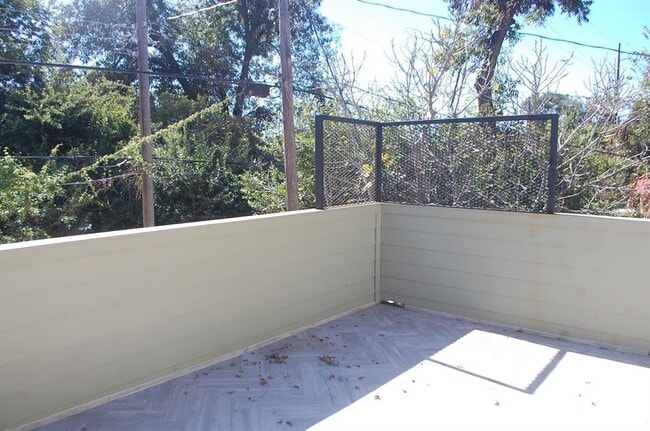 Building Photo - 1707 Garden St