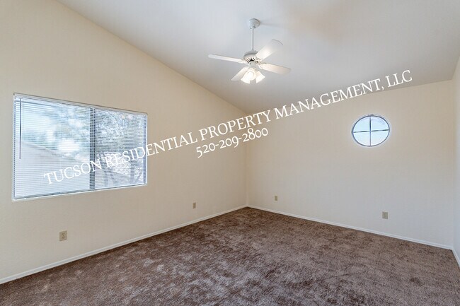 Building Photo - 12490 N Copper Queen Way