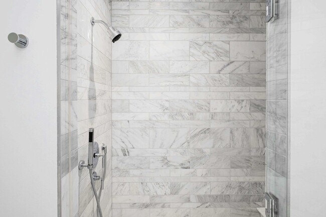 Building Photo - 210 Lavaca St