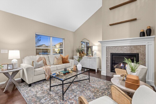 Building Photo - Beautifully Upgraded 3-Bedroom Home in Prairie Village with Finished Basement