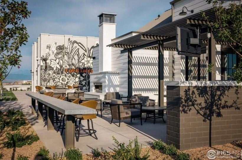 Building Photo - 6328 Deerfoot Dr