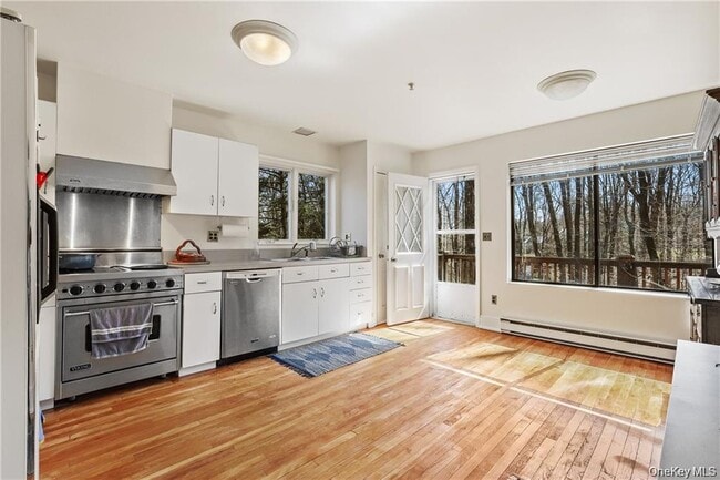 Building Photo - 194 Westchester Ave