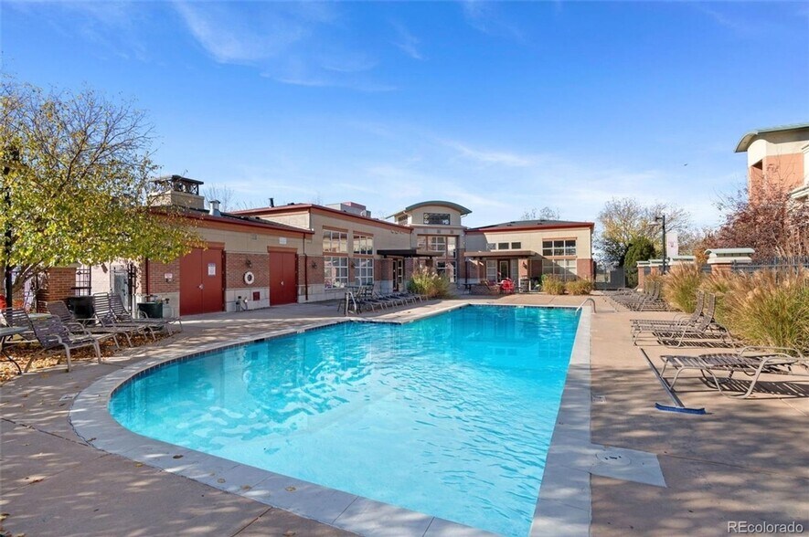 Primary Photo - 4100 Albion St