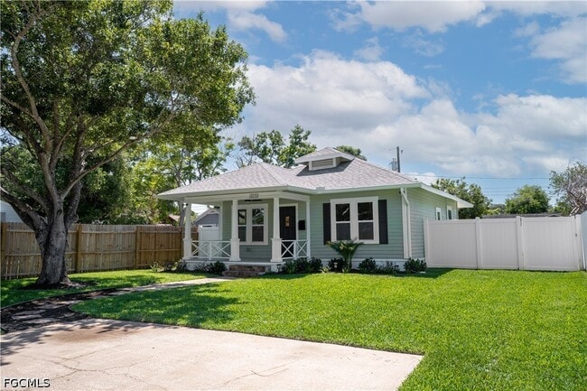 Building Photo - 4058 39th Ave N