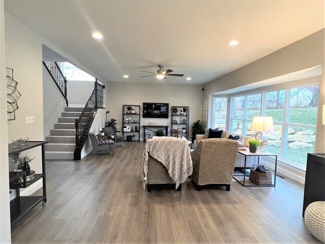 Building Photo - 108 Wholesome Wy