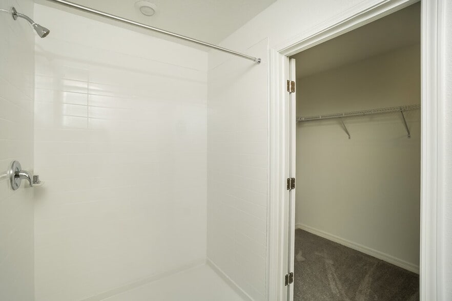 Building Photo - 17884 Beaming Rays Ln