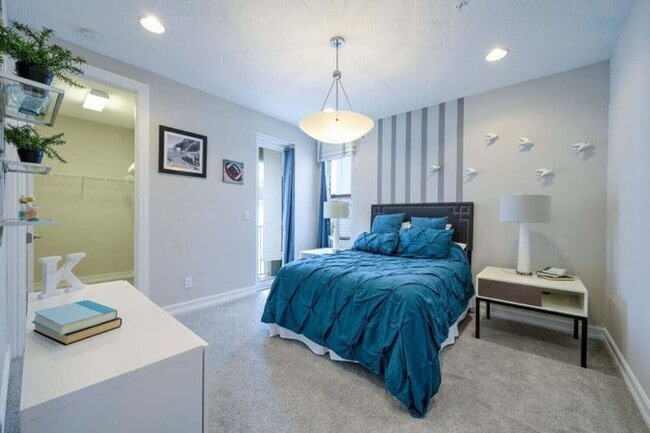 Building Photo - 1932 Juno Landing Ln