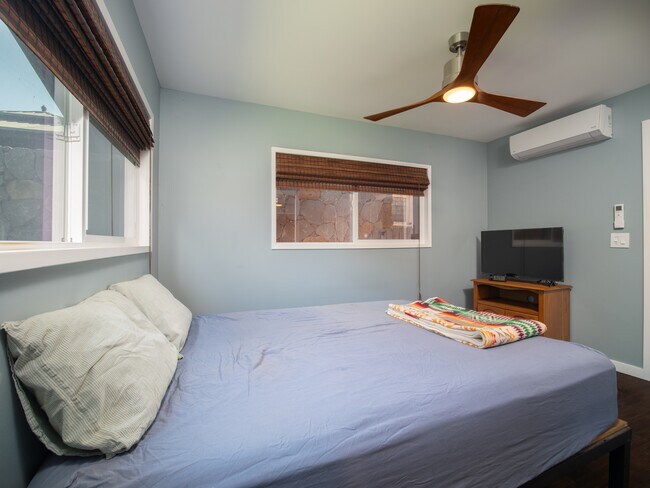 Building Photo - 495 Hoala Dr