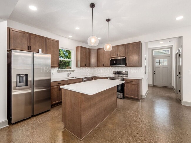 Building Photo - 130 N Guilford Ave