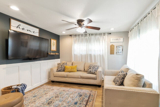 Building Photo - 7703 Southside Ln