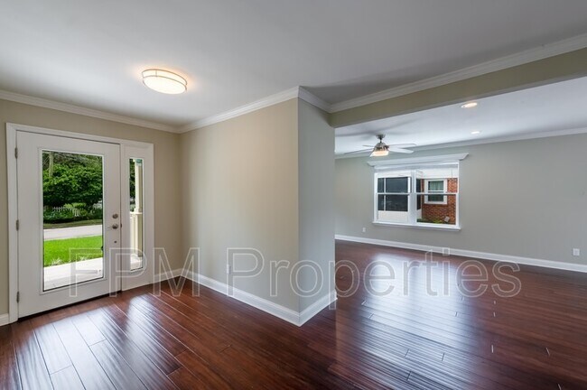 Building Photo - 4127 Shirley Ave