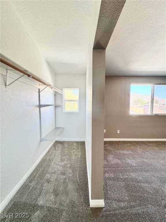 Building Photo - 5830 Deer Valley Dr