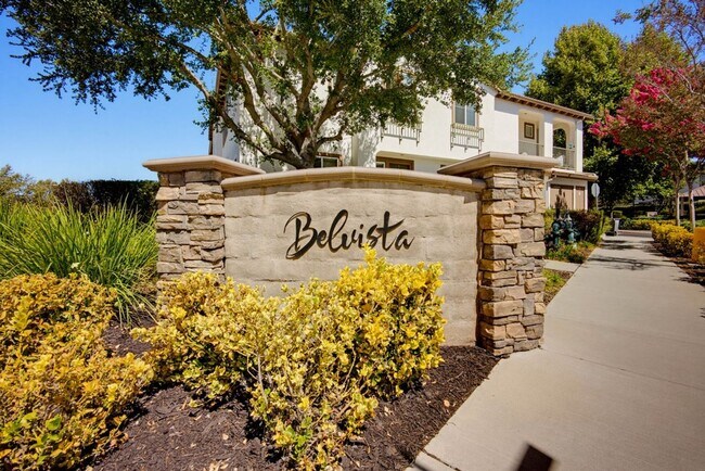 Building Photo - 42910 Avenida Amistad