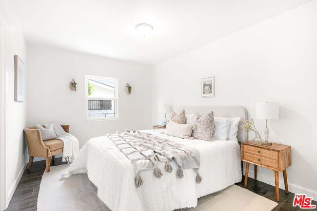 Building Photo - 441 N Ditman Ave