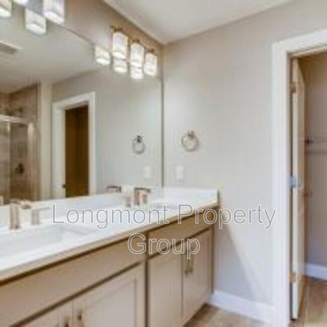 Building Photo - 780 Stonebridge Dr