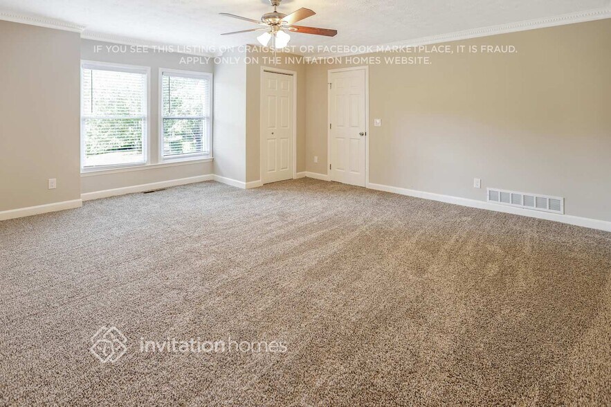 Building Photo - 17 Henley Cir