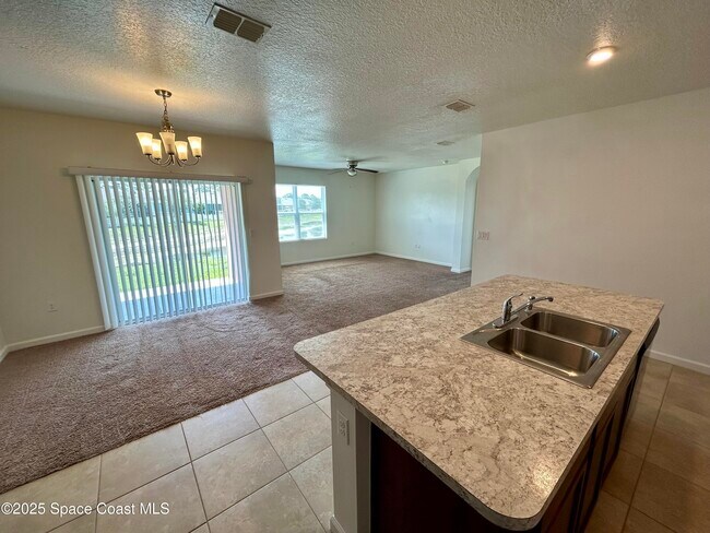 Building Photo - 134 Lure Ct SW