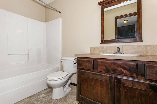 Building Photo - DERBY Schools!  Gorgeous home!